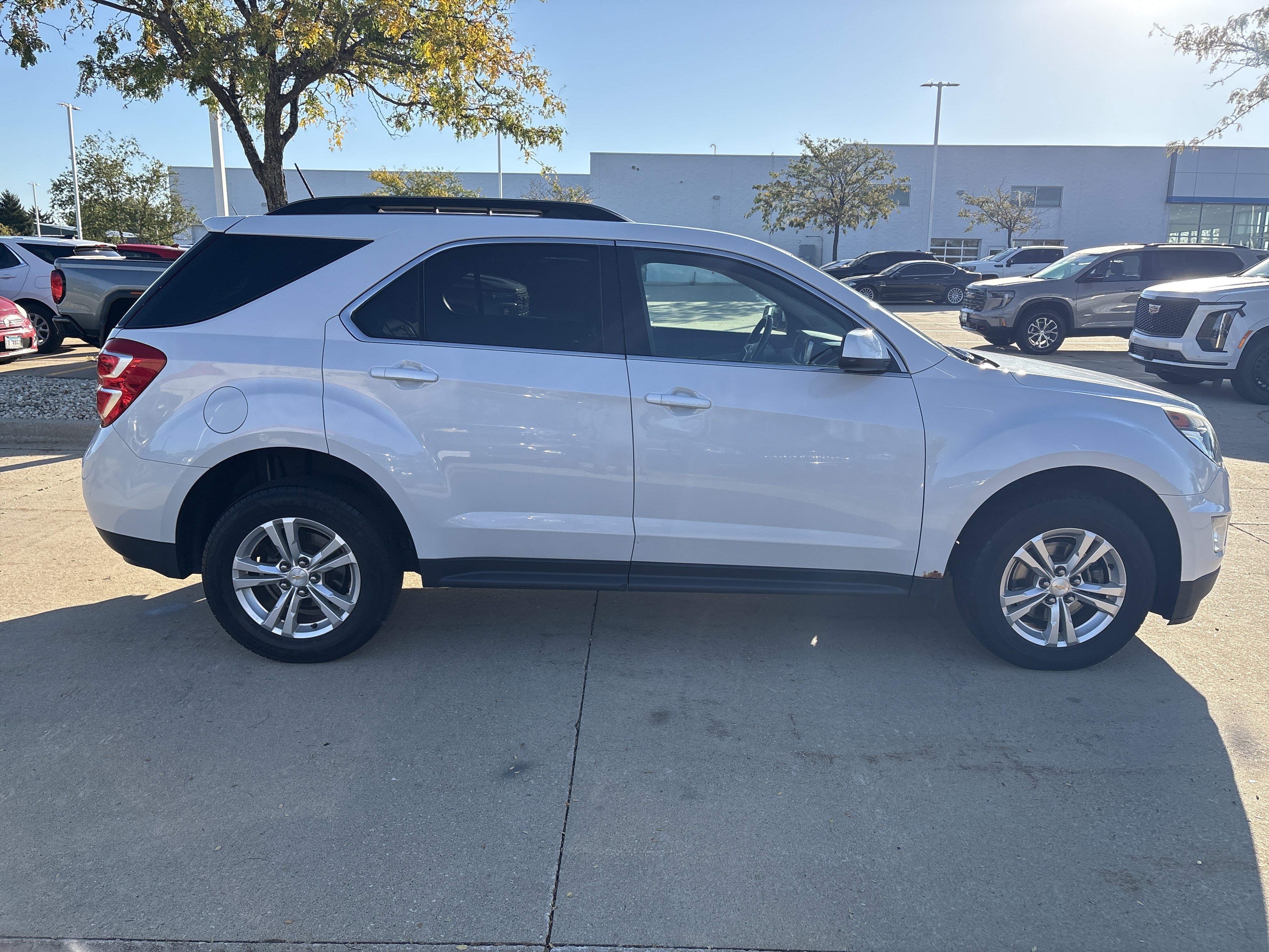 Used 2016 Chevrolet Equinox LT w/ Convenience Package FWD image 8