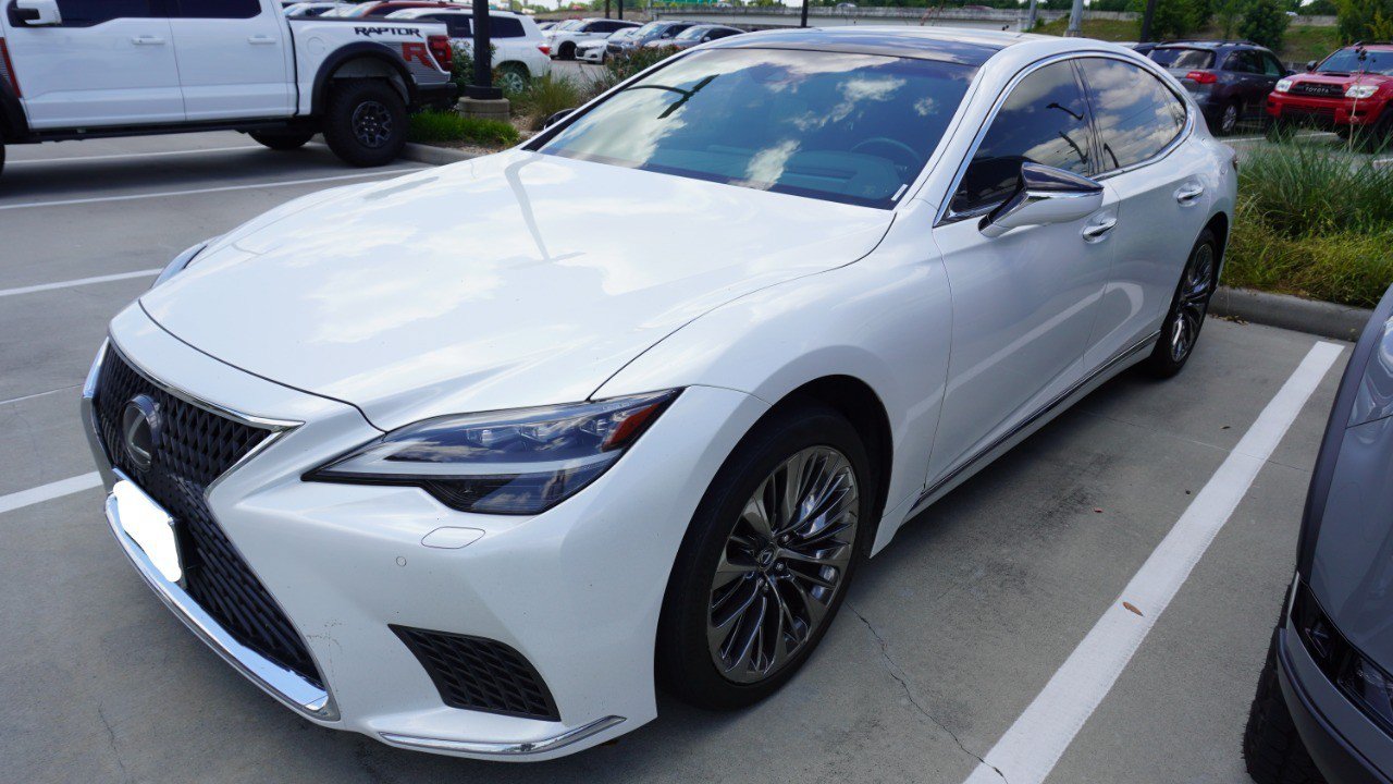Used 2023 Lexus LS 500 w/ Interior Upgrade Package RWD image 5