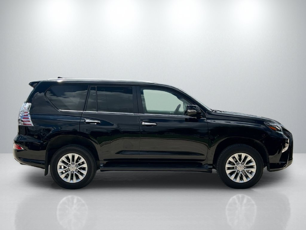 Used 2023 Lexus GX 460 AWD/4WD image 4