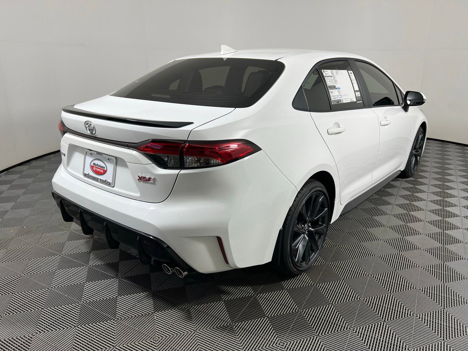 New 2026 Toyota Corolla XSE FWD image 5