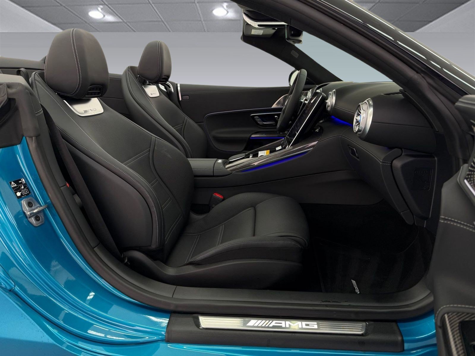 New 2025 Mercedes-Benz SL 63 AMG S e Performance 4MATIC image 24