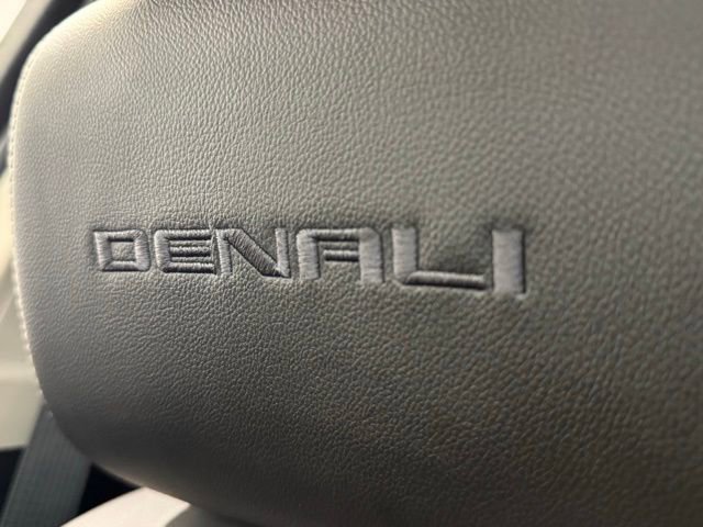 Used 2023 GMC Acadia Denali w/ Denali Ultimate Package image 42