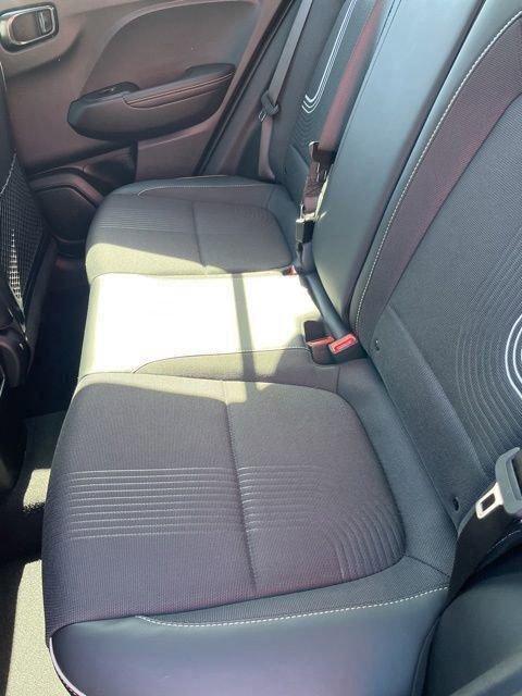 Used 2024 Hyundai Venue Limited FWD image 10