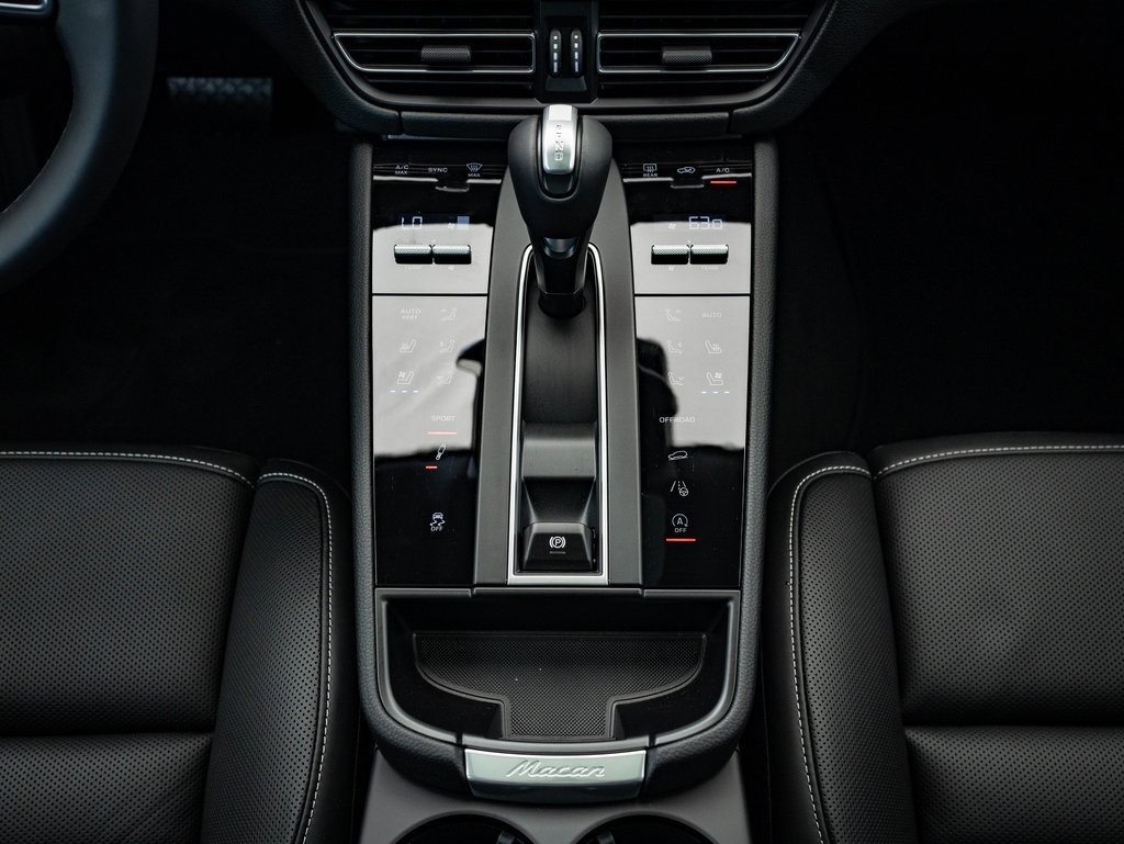 New 2026 Porsche Macan S image 42