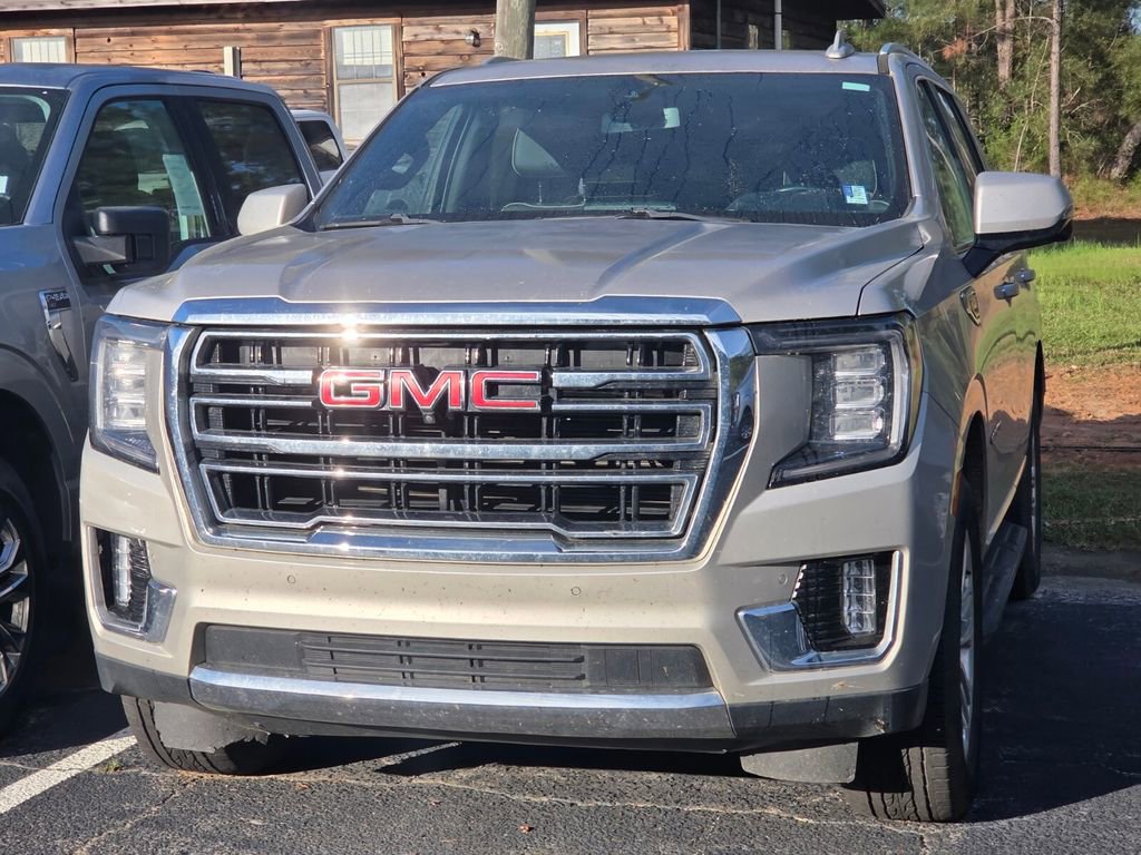 Used 2022 GMC Yukon SLT w/ SLT Luxury Package RWD image 4