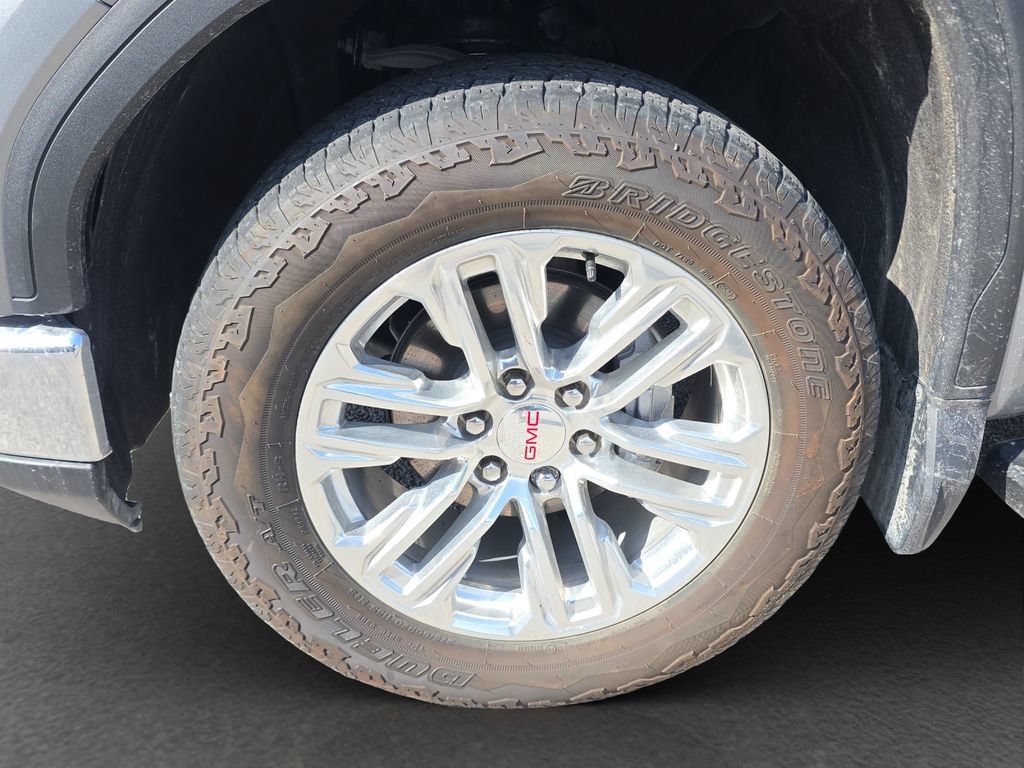 Used 2024 GMC Sierra 1500 SLT w/ SLT Premium Plus Package AWD/4WD image 4