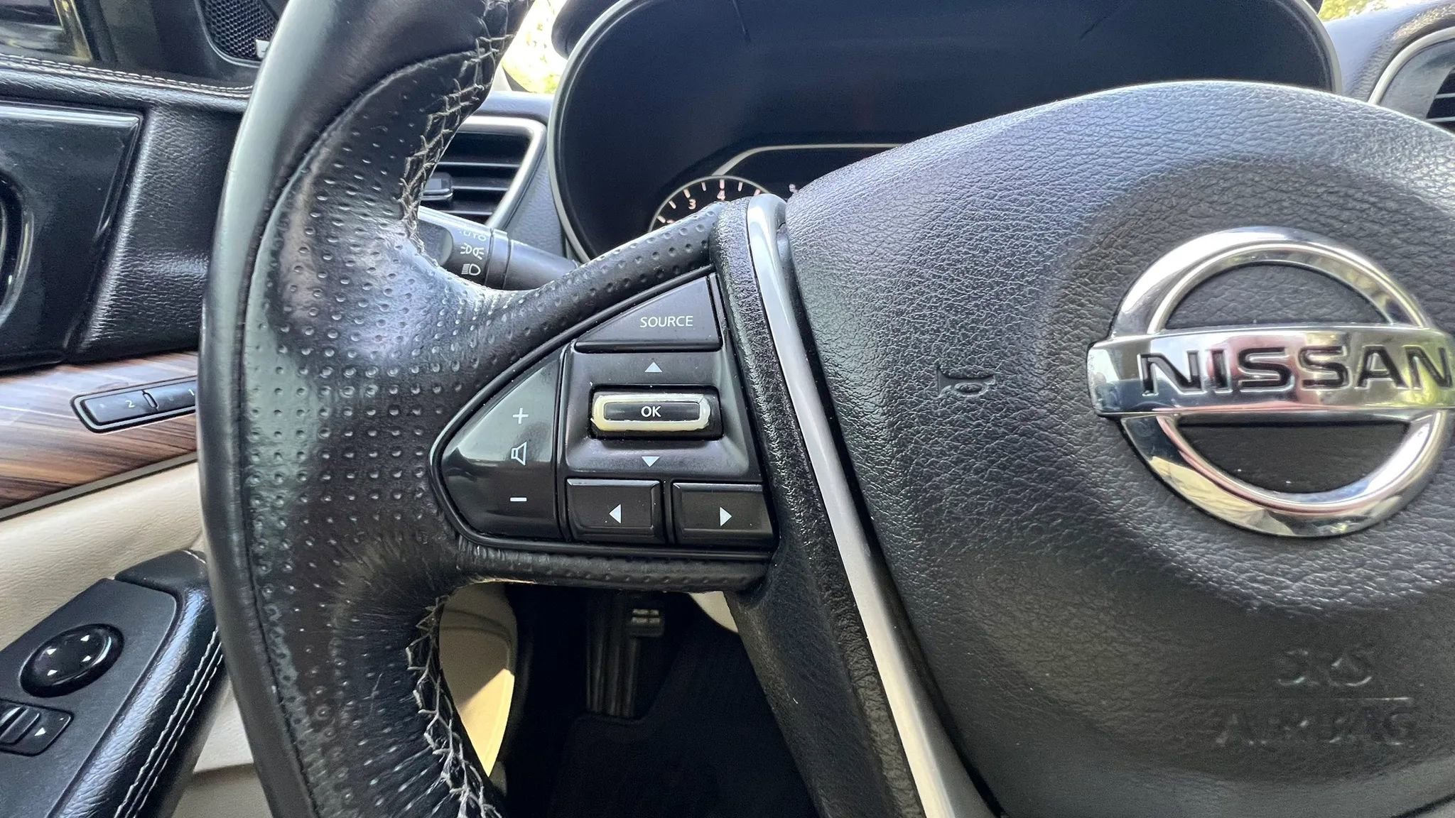 Used 2017 Nissan Maxima Platinum FWD image 29