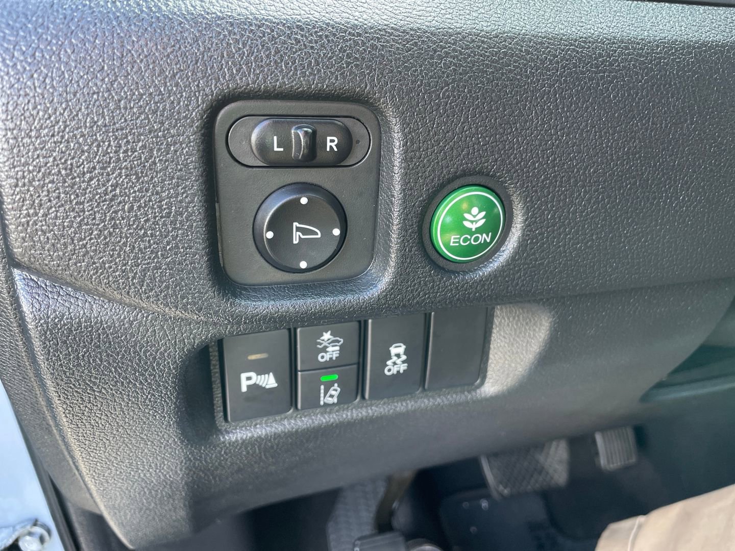 Used 2022 Honda Passport EX-L image 16