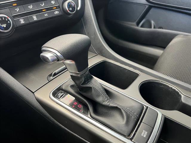 Used 2020 Kia Optima LX FWD image 16