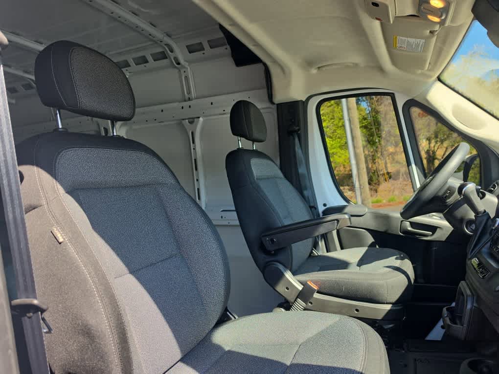 Used 2026 RAM ProMaster 2500 w/ Convenience Group FWD image 23
