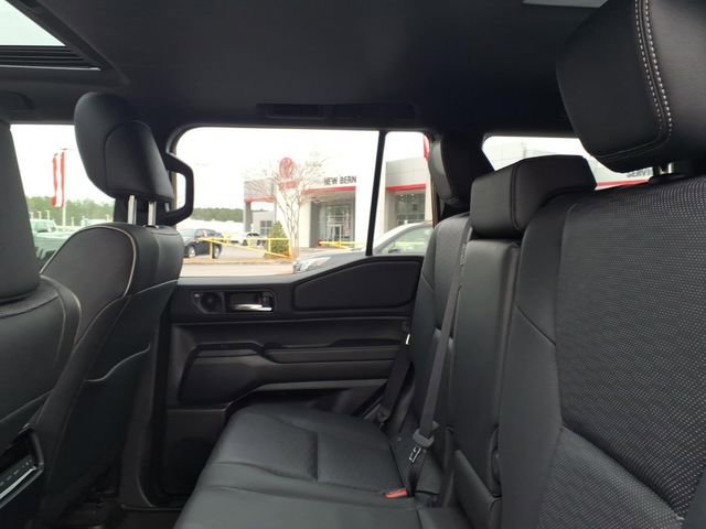 Used 2024 Toyota Land Cruiser image 7