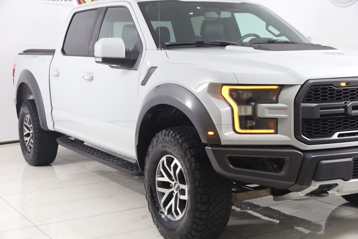 Used 2017 Ford F150 Raptor w/ Equipment Group 802A Luxury AWD/4WD image 46
