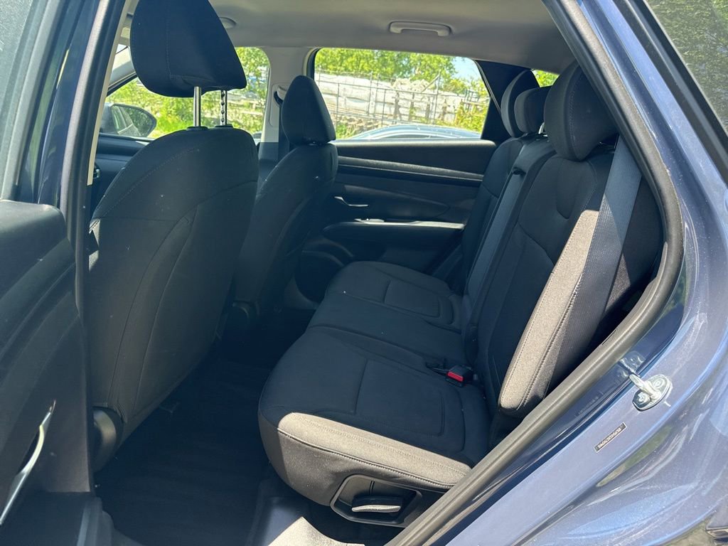 Used 2025 Hyundai Tucson SE AWD/4WD image 6