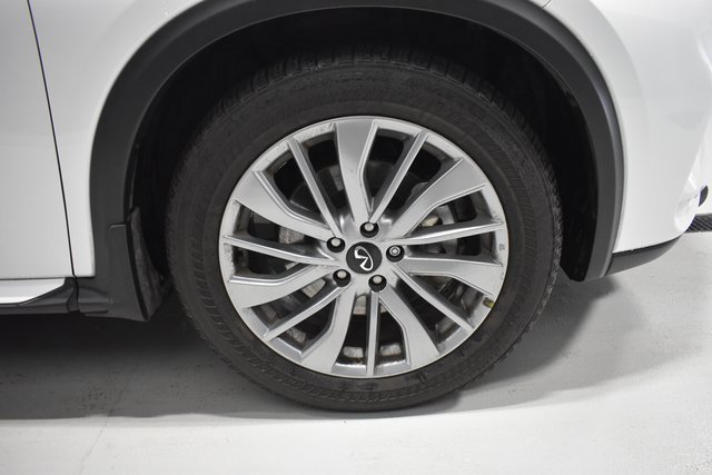 Used 2025 INFINITI QX50 Luxe image 10