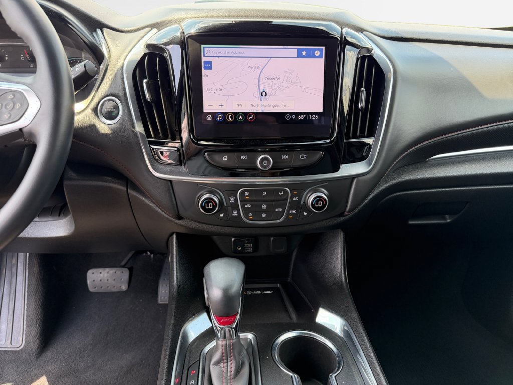 Used 2023 Chevrolet Traverse RS AWD/4WD image 22