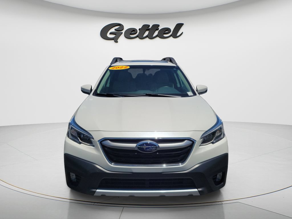 Used 2022 Subaru Outback Limited AWD/4WD image 2