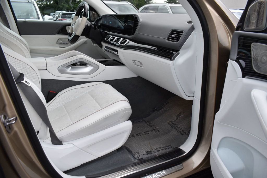 Used 2023 Mercedes-Benz Maybach GLS 600 4MATIC image 19