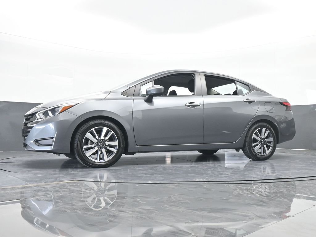 Used 2023 Nissan Versa SV image 54