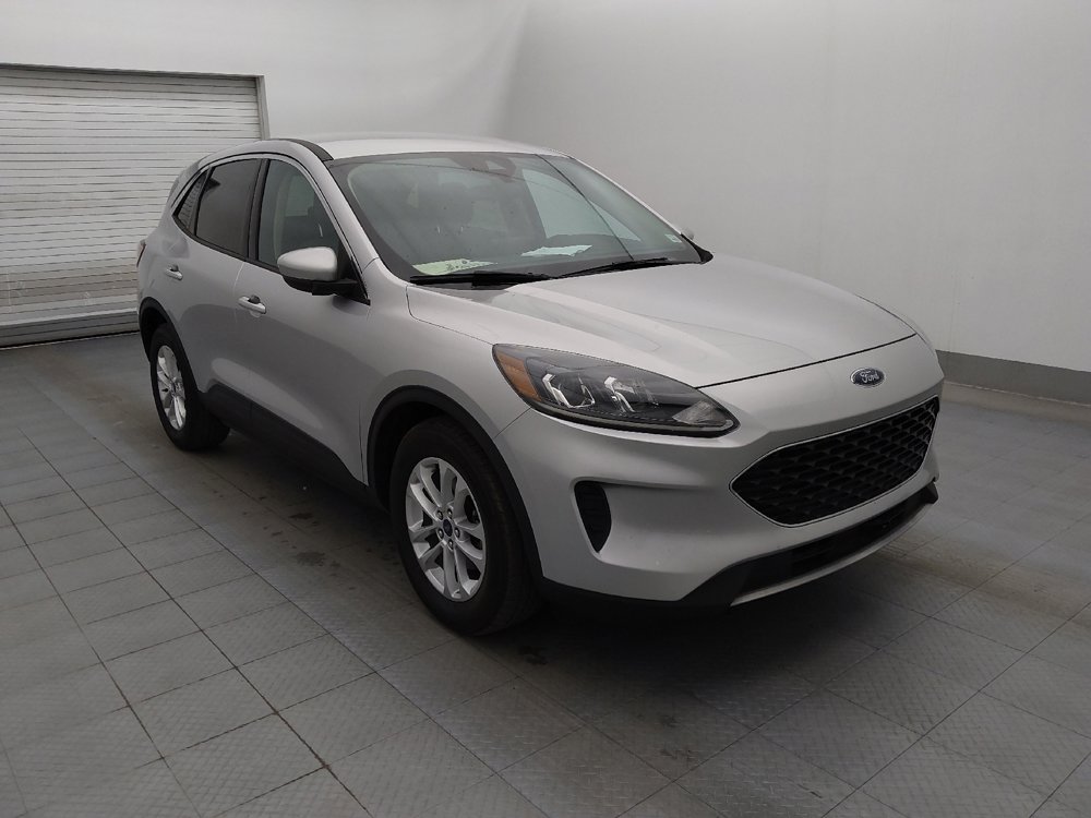 Used 2020 Ford Escape SE image 13