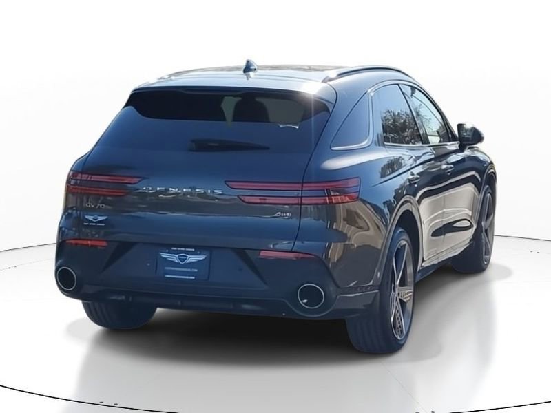 Used 2025 Genesis GV70 2.5T w/ Sport Prestige Package image 4