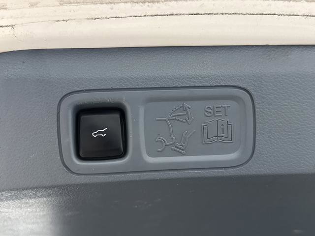 Used 2019 Lincoln Navigator L Black Label image 17