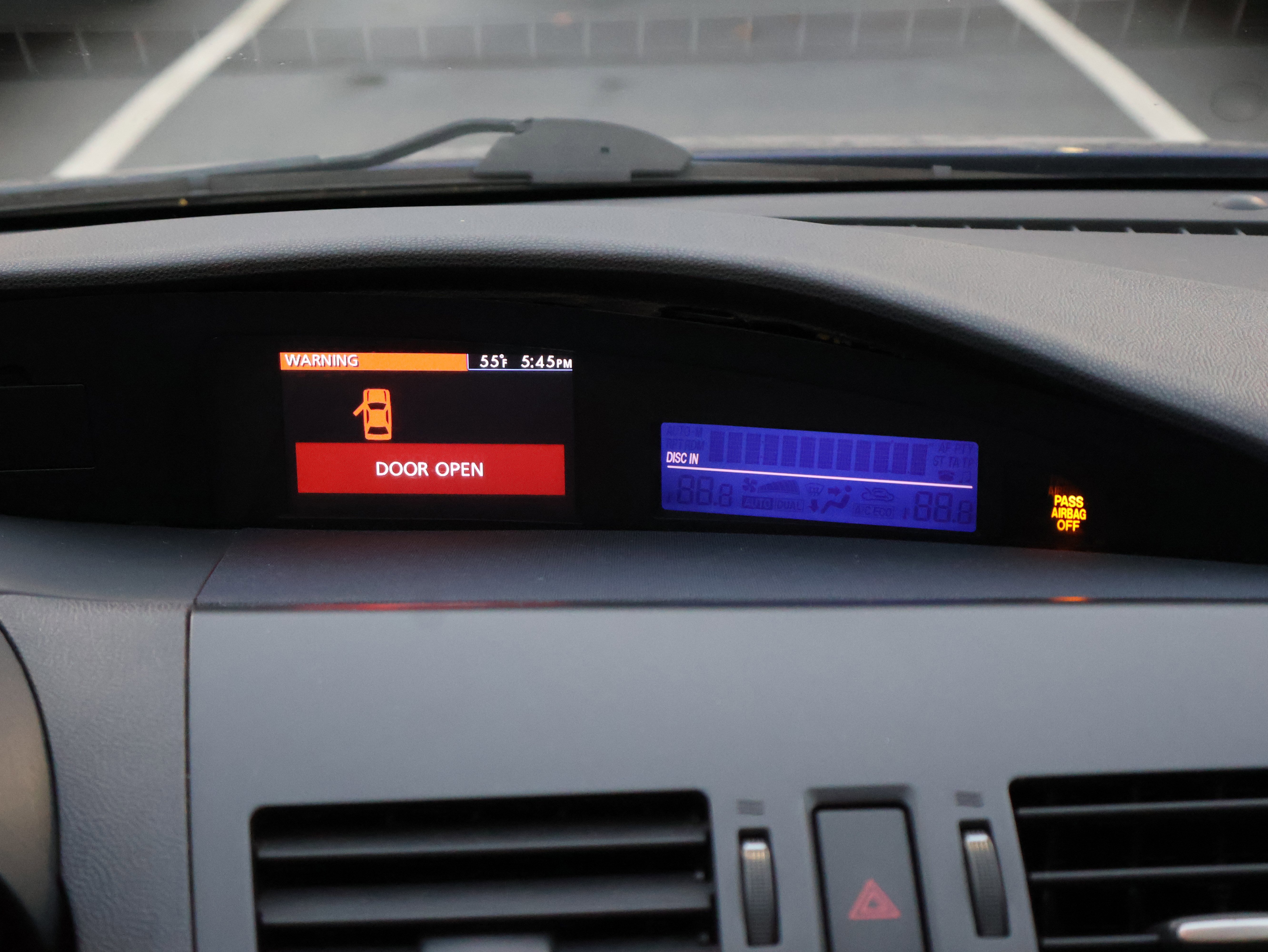 Used 2012 MAZDA MAZDA3 i Grand Touring image 23