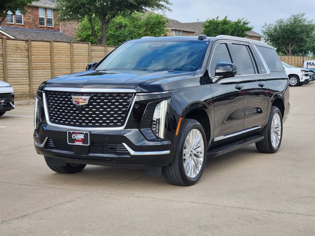 Used 2025 Cadillac Escalade ESV Premium Luxury w/ LPO, Floor Liner Package AWD/4WD image 11