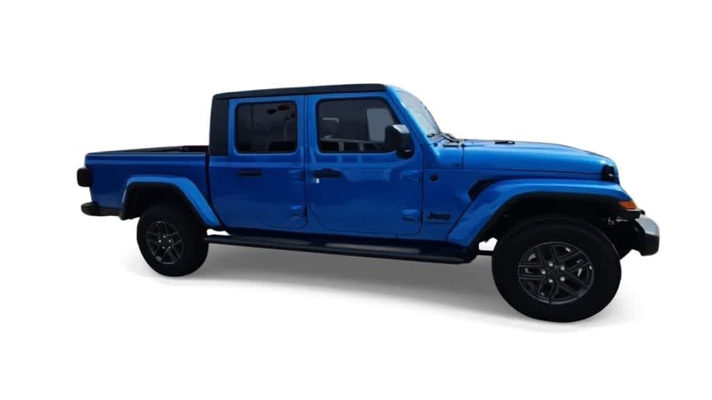 New 2025 Jeep Gladiator Sport AWD/4WD image 2
