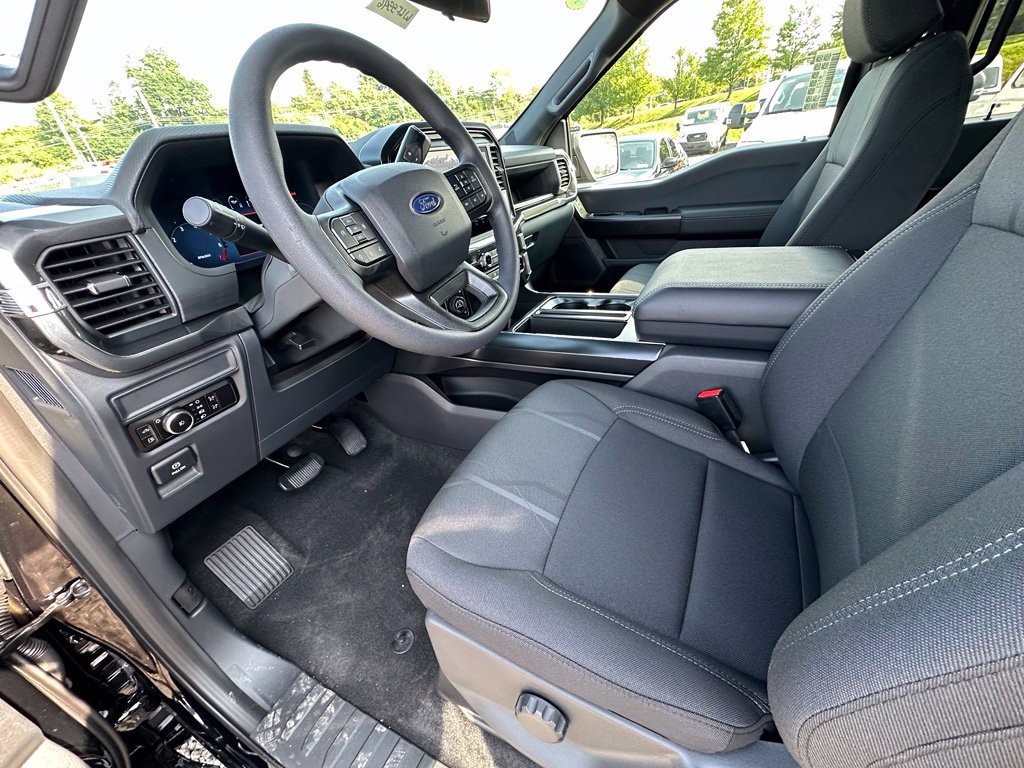 New 2026 Ford F150 STX w/ Equipment Group 200A AWD/4WD image 15
