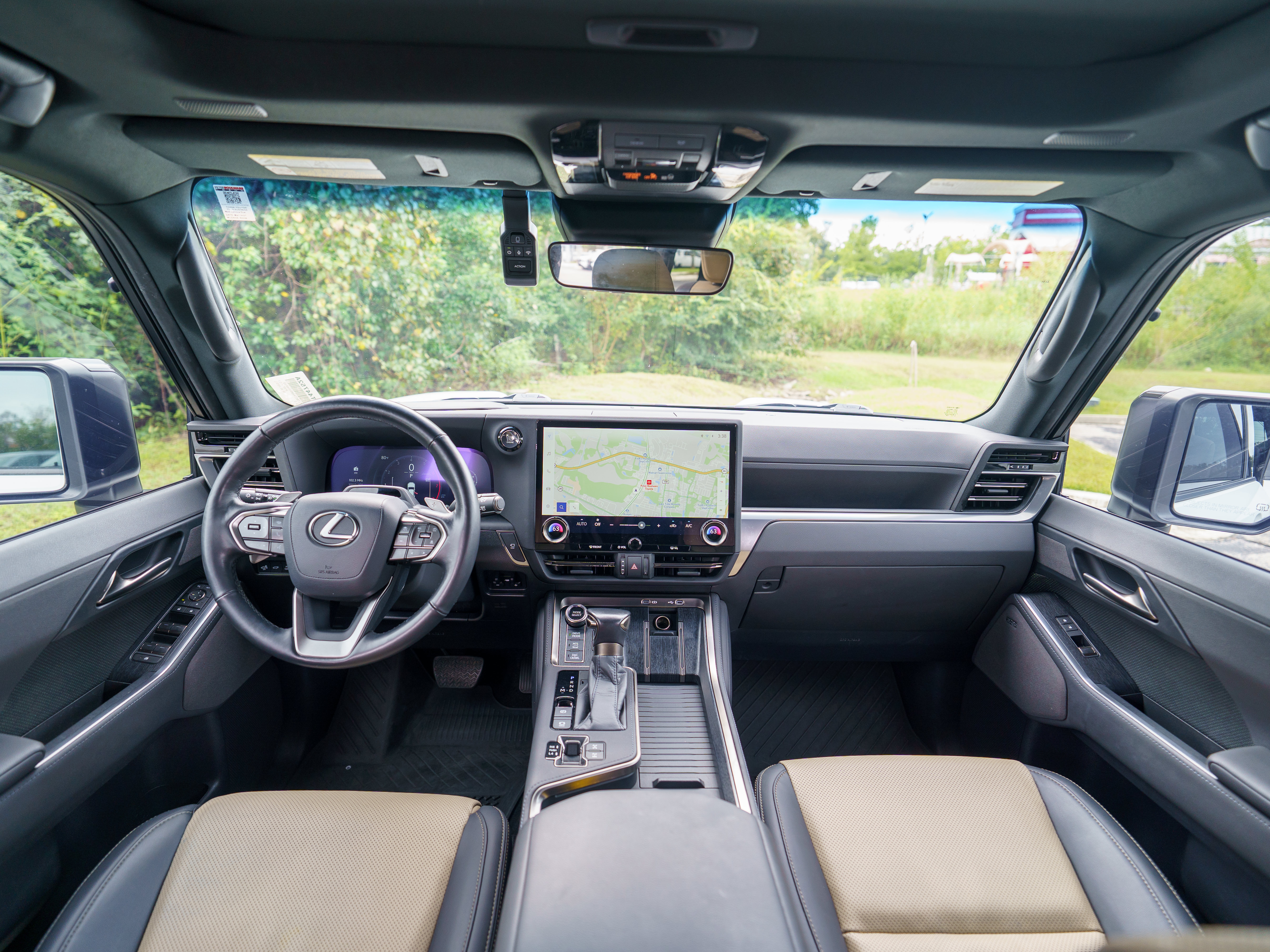 Used 2024 Lexus GX 550 AWD/4WD image 8