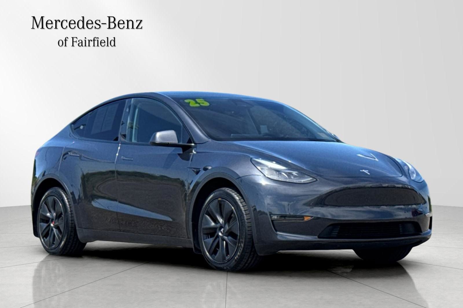 Used 2025 Tesla Model Y Long Range AWD/4WD image 9