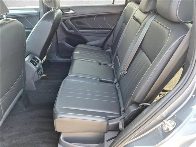Used 2022 Volkswagen Tiguan SE R-Line AWD/4WD image 21