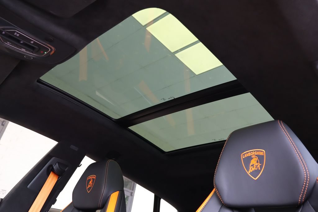 Used 2024 Lamborghini Urus S AWD/4WD image 21