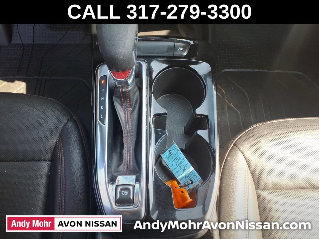 Used 2024 Chevrolet Trax RS w/ Sunroof Package FWD image 25