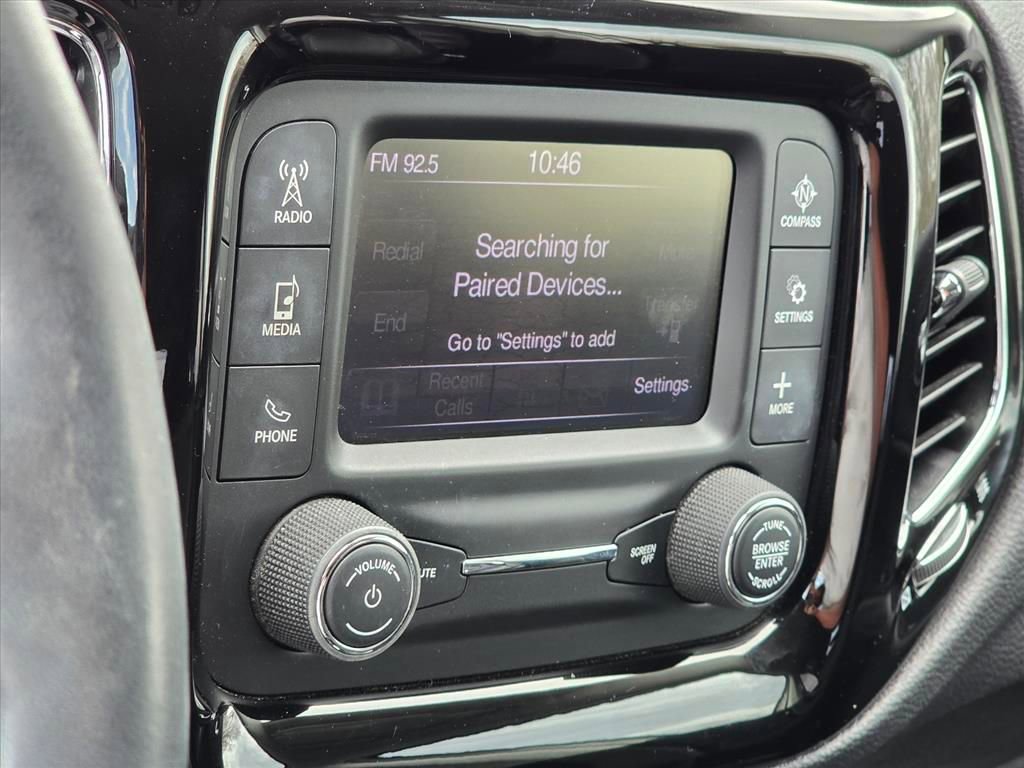 Used 2018 Jeep Compass Latitude image 21