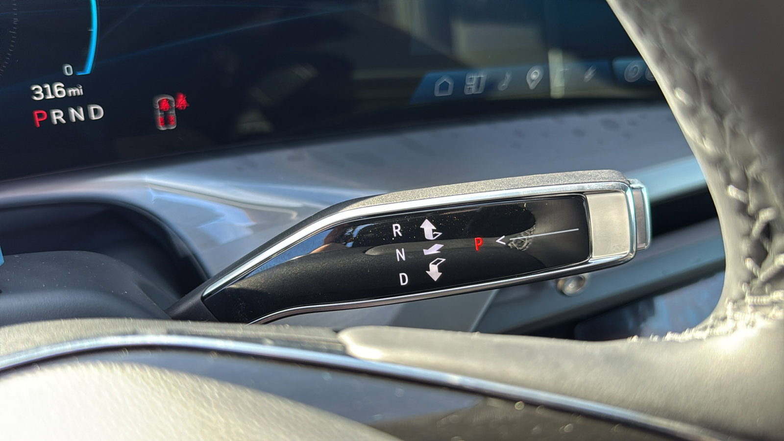 New 2026 Cadillac Vistiq Luxury image 17