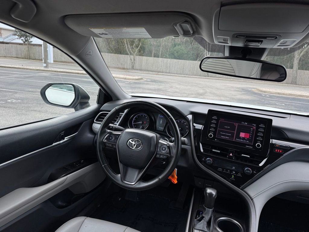 Used 2024 Toyota Camry SE image 26