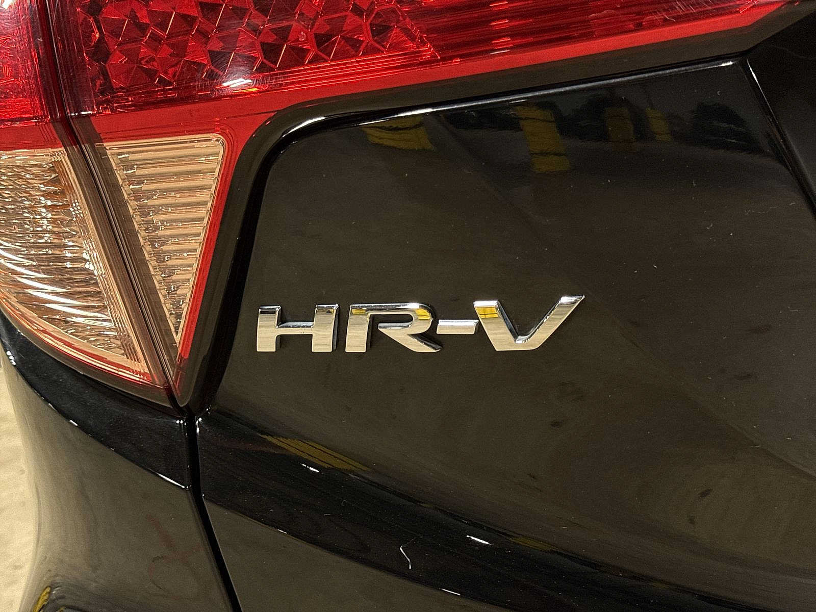 Used 2017 Honda HR-V EX-L image 26