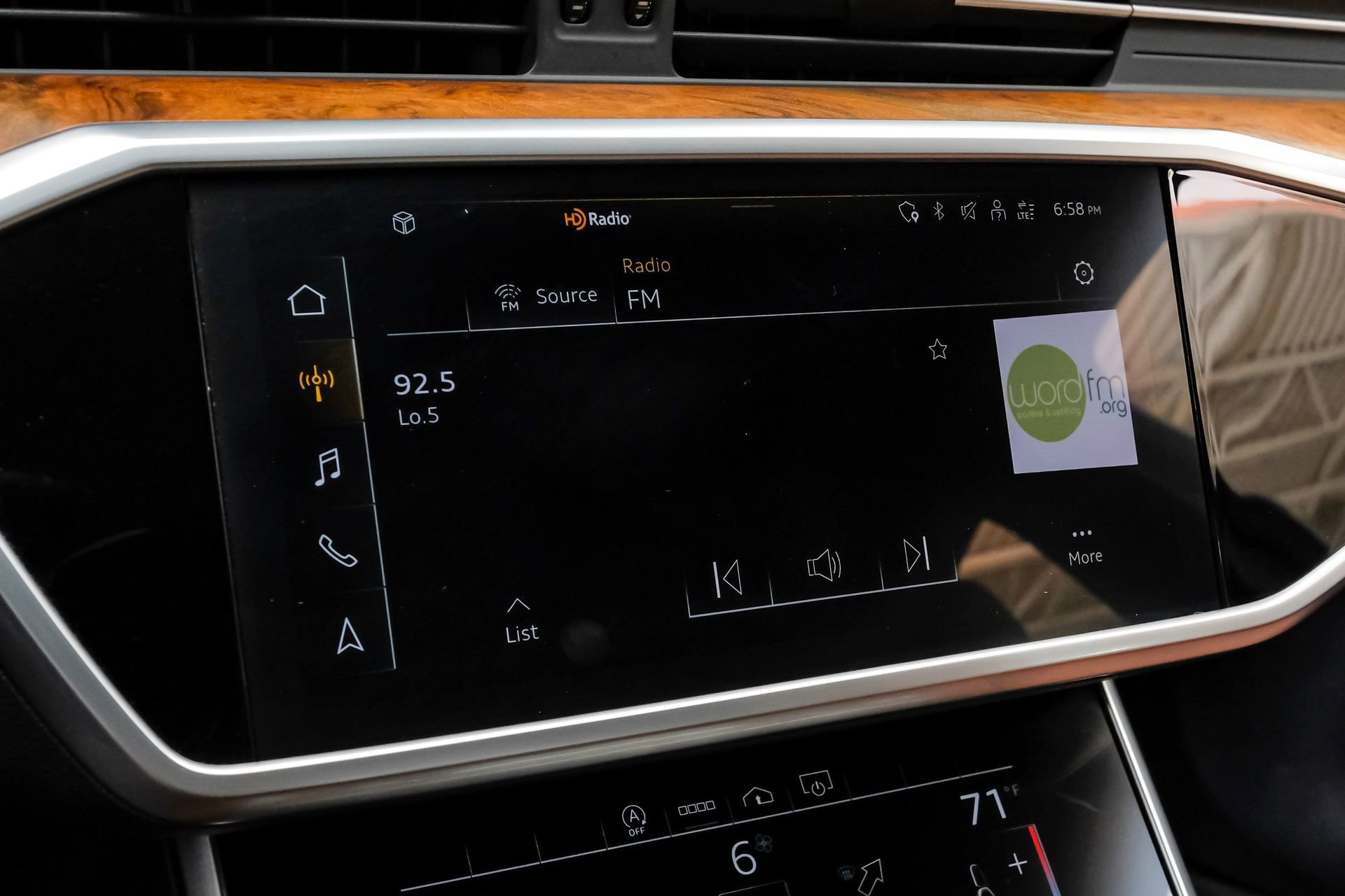 Used 2023 Audi A6 2.0T Premium w/ Convenience Package image 28