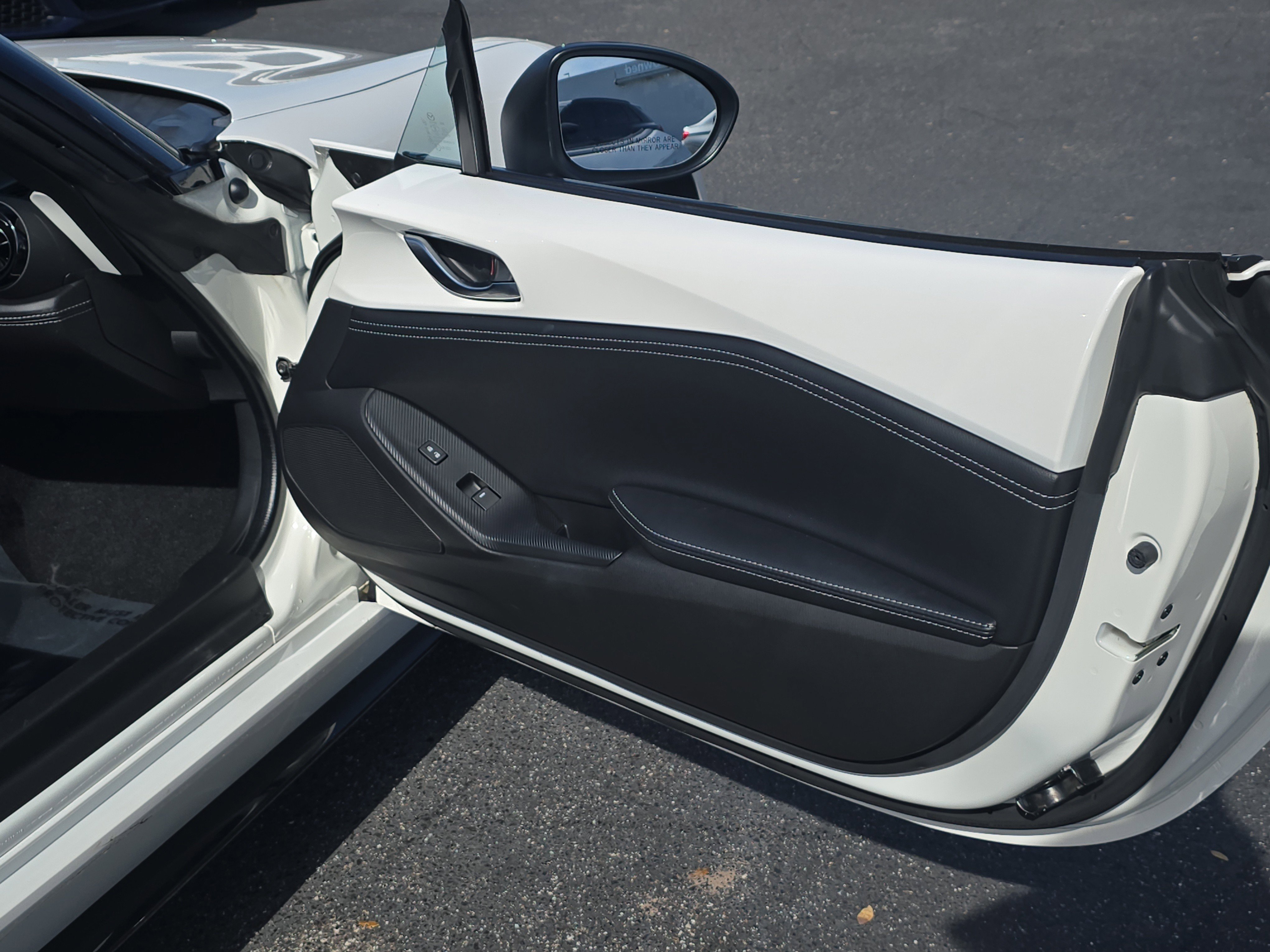 Used 2023 MAZDA MX-5 Miata Club w/ Brembo/BBS Recaro Package image 12