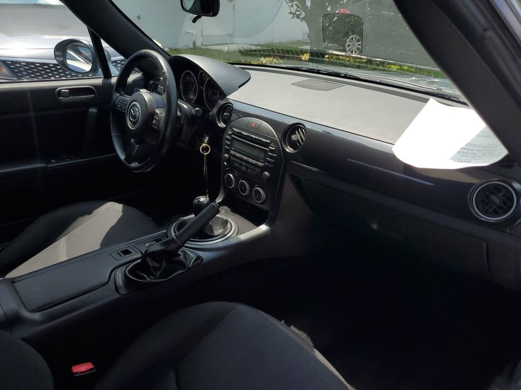Used 2013 MAZDA MX-5 Miata Sport RWD image 16