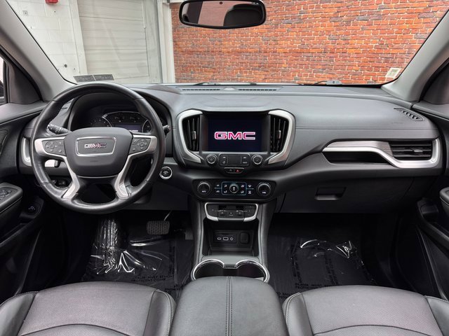 Used 2022 GMC Terrain SLT w/ Tech Package image 12