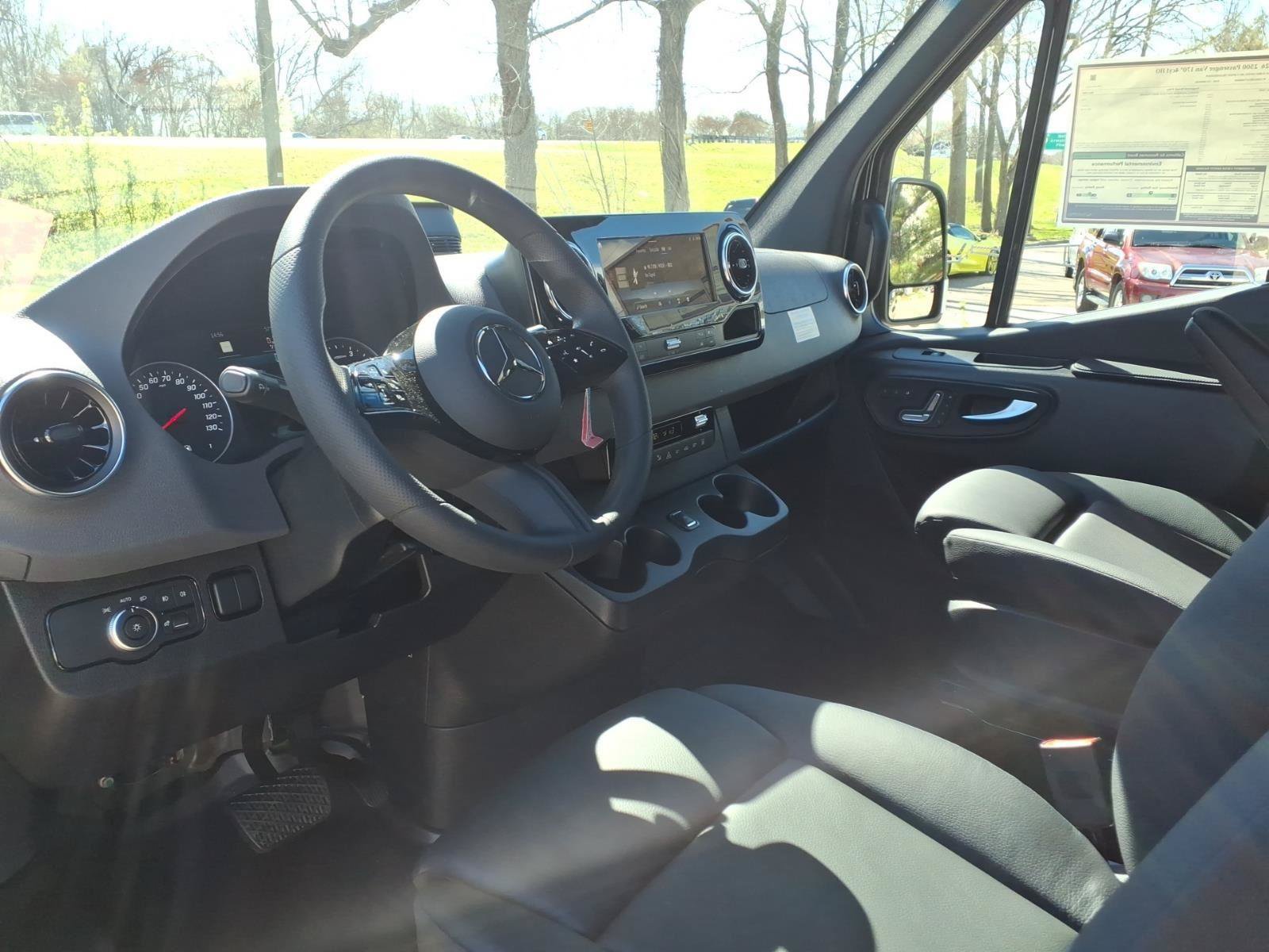 New 2026 Mercedes-Benz Sprinter 2500 image 28