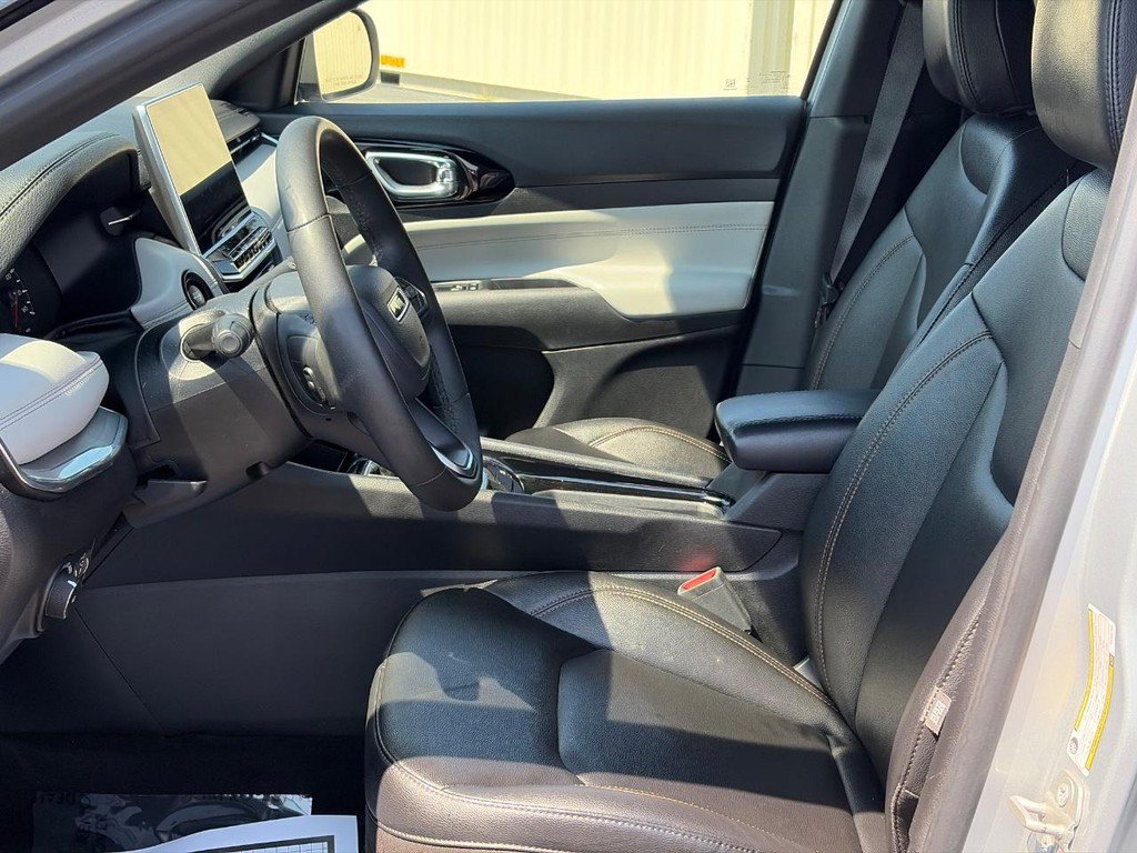 Used 2024 Jeep Compass Limited AWD/4WD image 18