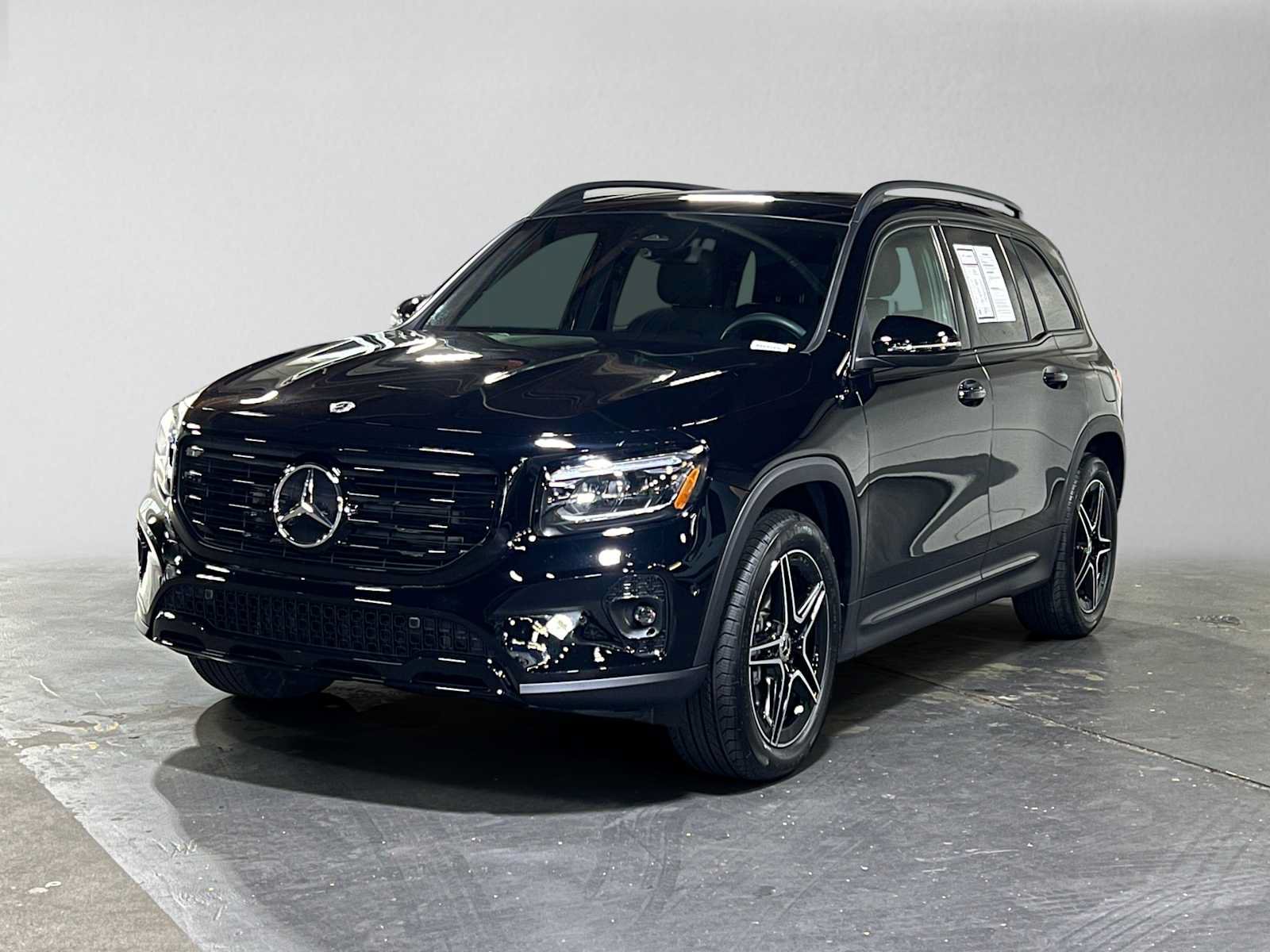 Certified 2026 Mercedes-Benz GLB 250 4MATIC image 7