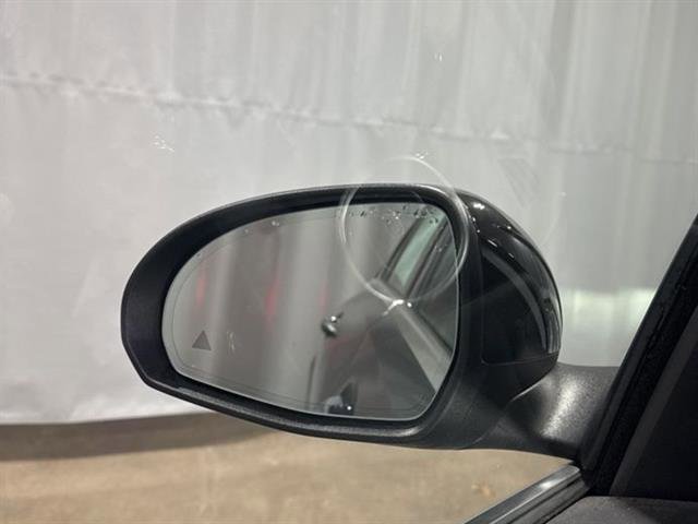 Used 2022 Mercedes-Benz C 300 4MATIC Sedan image 11