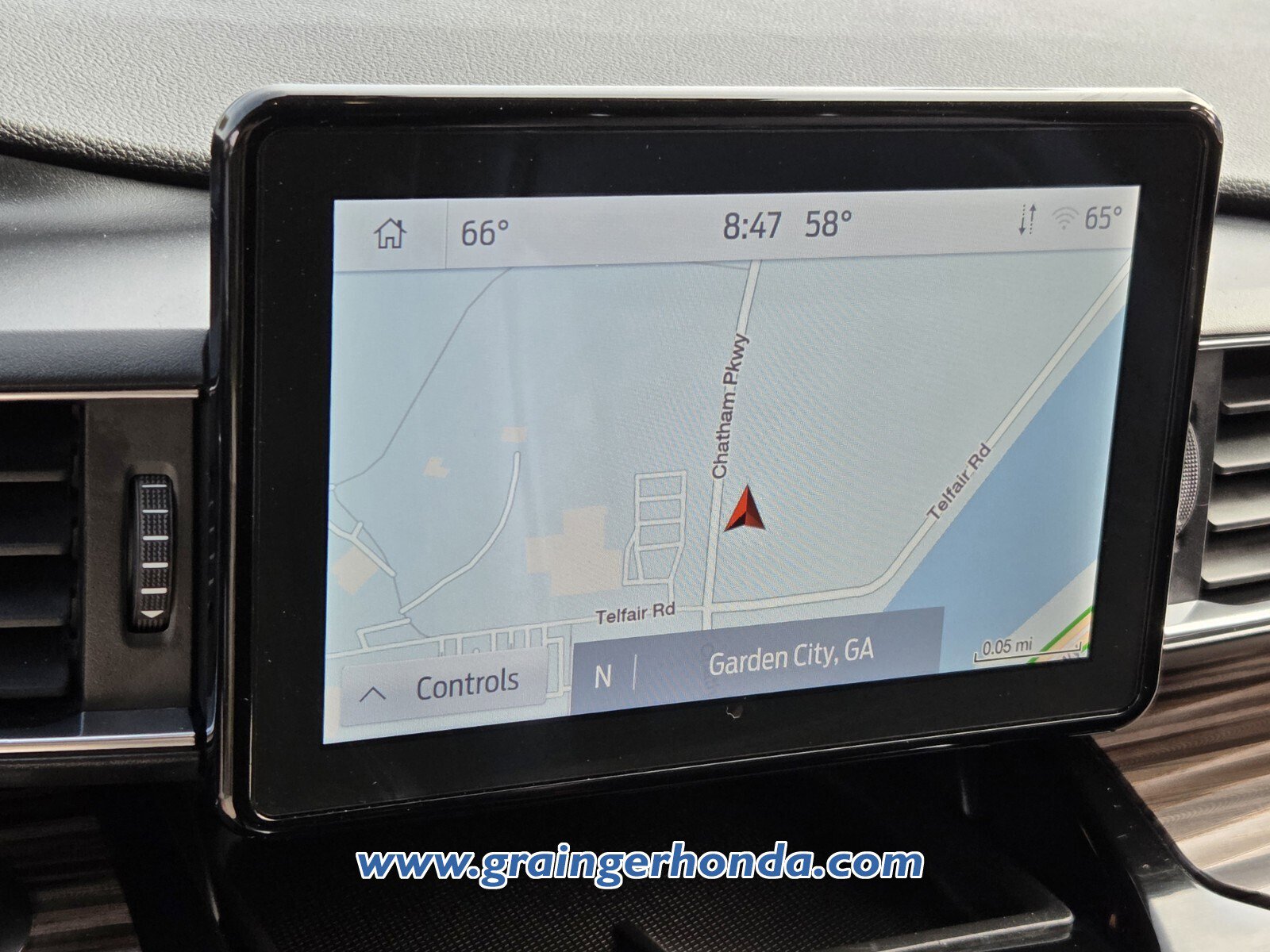 Used 2023 Ford Explorer Limited image 19