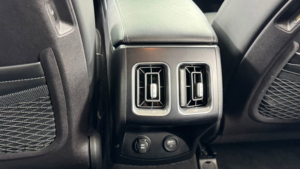 Used 2022 Kia Sorento S AWD/4WD image 35