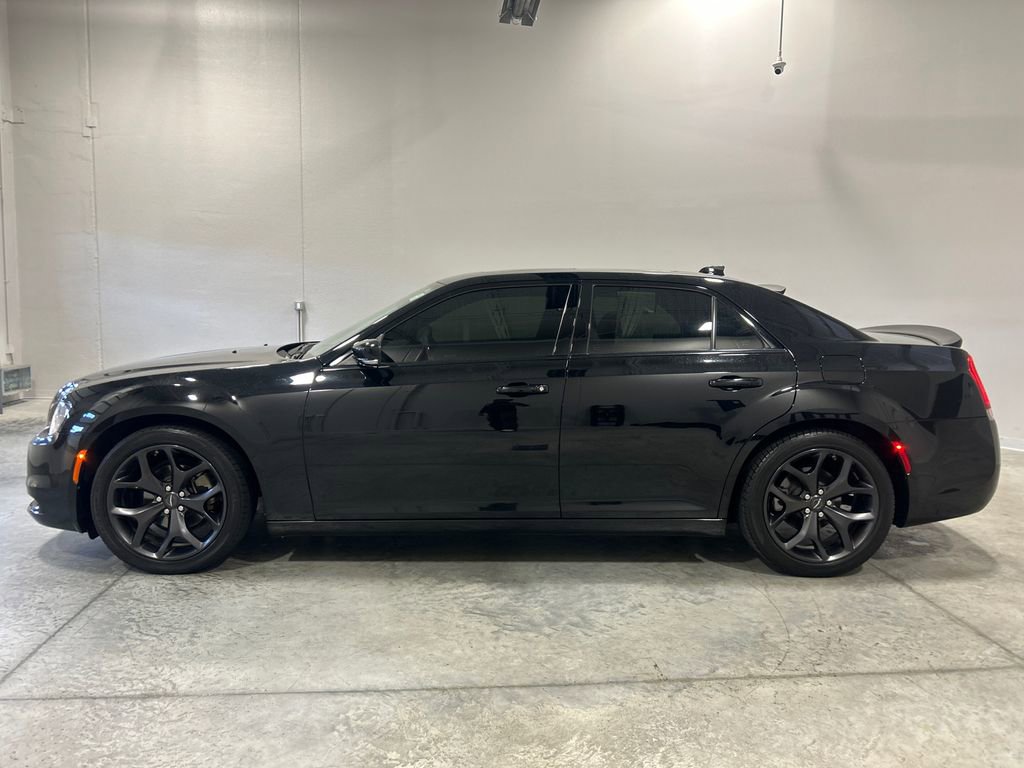 Used 2023 Chrysler 300 S image 9