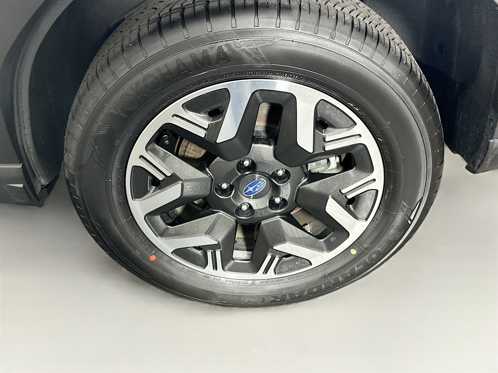 Used 2025 Subaru Forester Premium AWD/4WD image 11